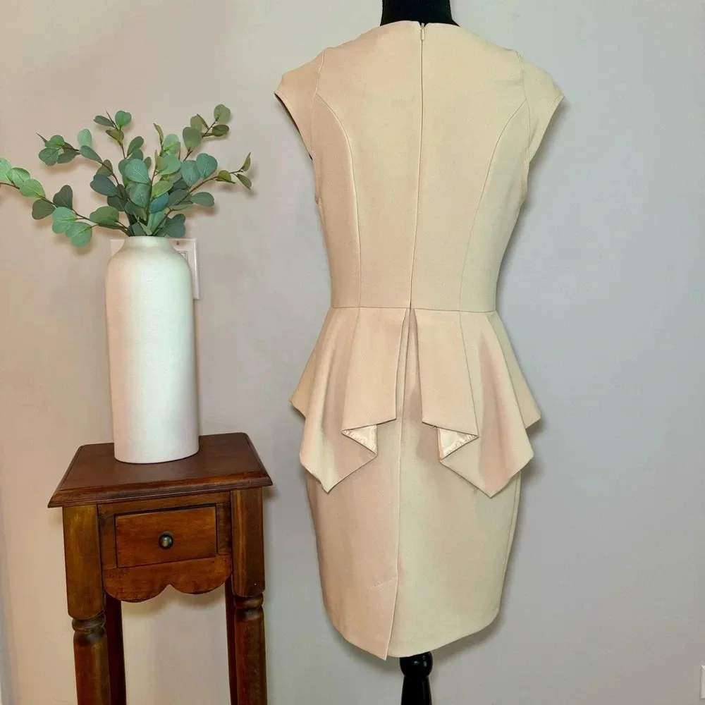 TopShop origami peplum dress size 6 cap sleeve perfect for capsule‎ wardrobe